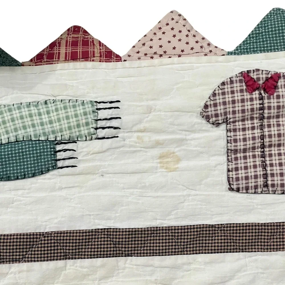 Vintage Folk Art Appliqué‎ Quilt Full Size with Matching Shams Story Quilt Set